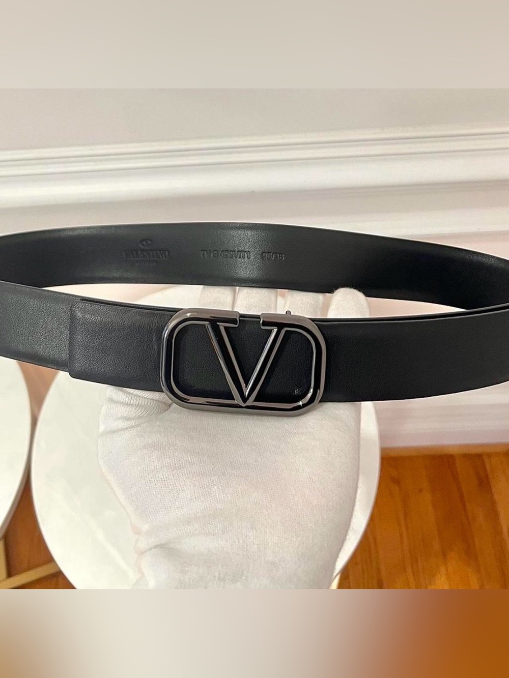 Authentic Valentino VLogo Signature Calfskin Belt 40 MM / 38 Inches - 95cm